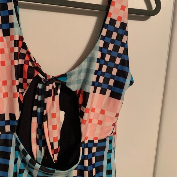 NWT MINKPINK  ONE PIECE BATHING SUIT SZ M - Picture 4 of 5